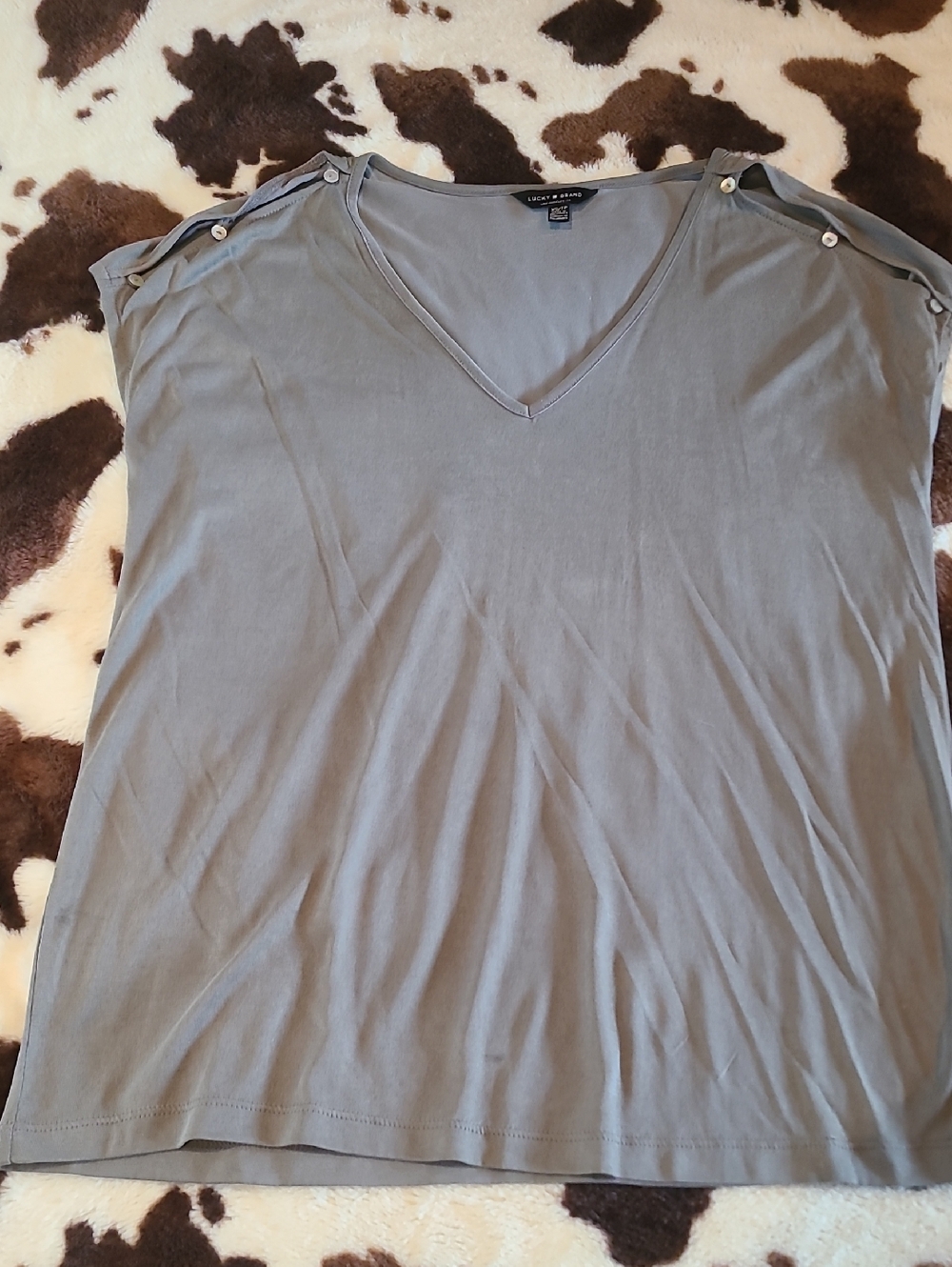 Lucky Brand Green V-neck Top With Open Button Accent Shoulders